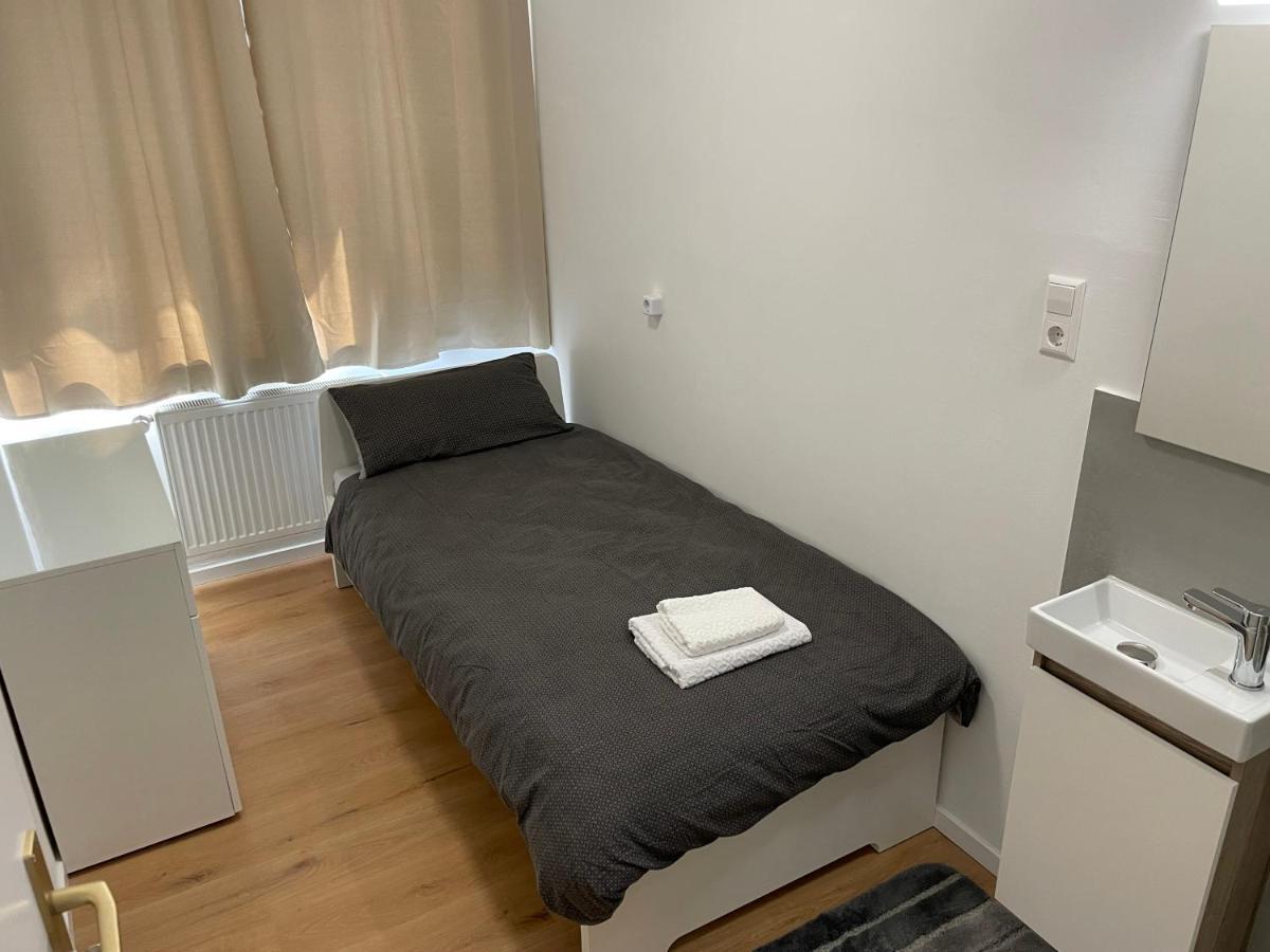 Pension Baeren Engstingen Extérieur photo