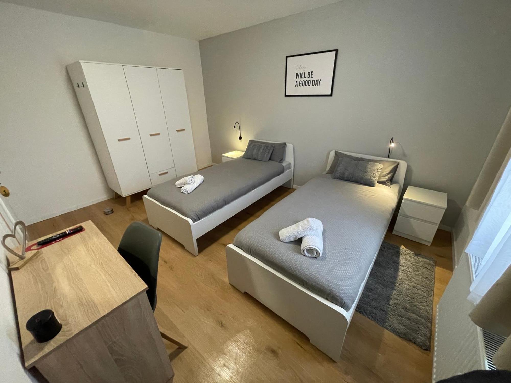 Pension Baeren Engstingen Extérieur photo