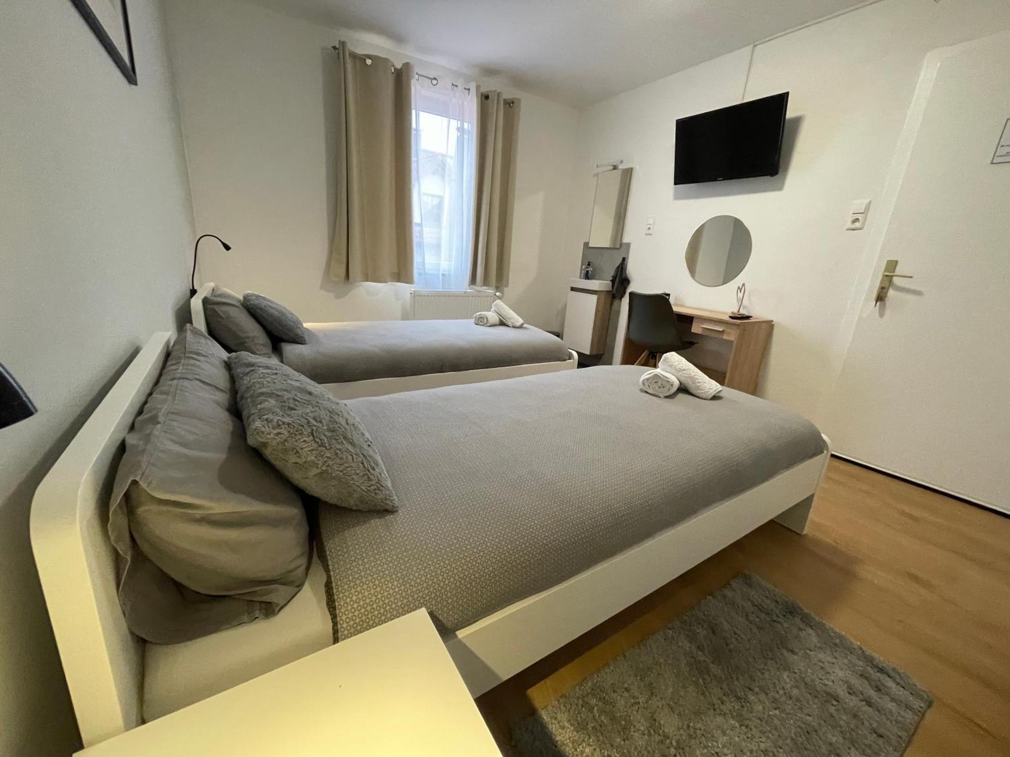 Pension Baeren Engstingen Extérieur photo